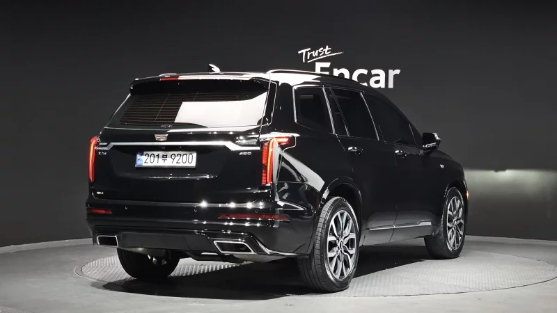 Cadillac XT6
