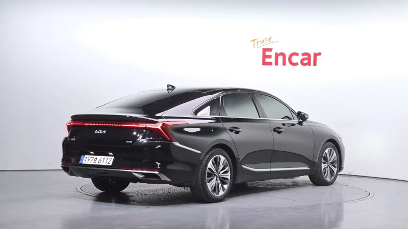 Kia K8