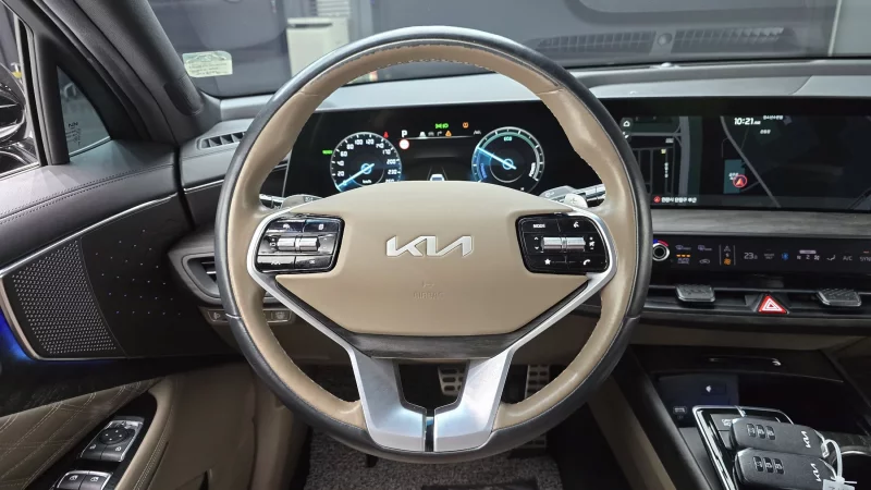 Kia K8