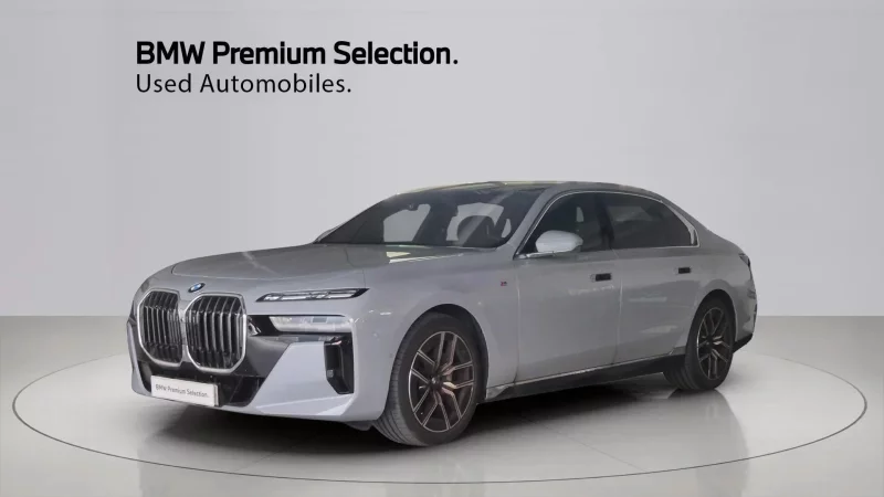 BMW 7-Series