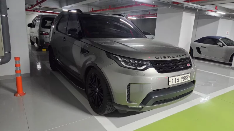 Land Rover DISCOVERY