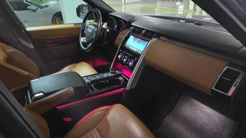 Land Rover DISCOVERY