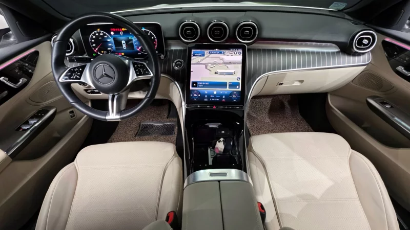 Mercedes-Benz C-Class