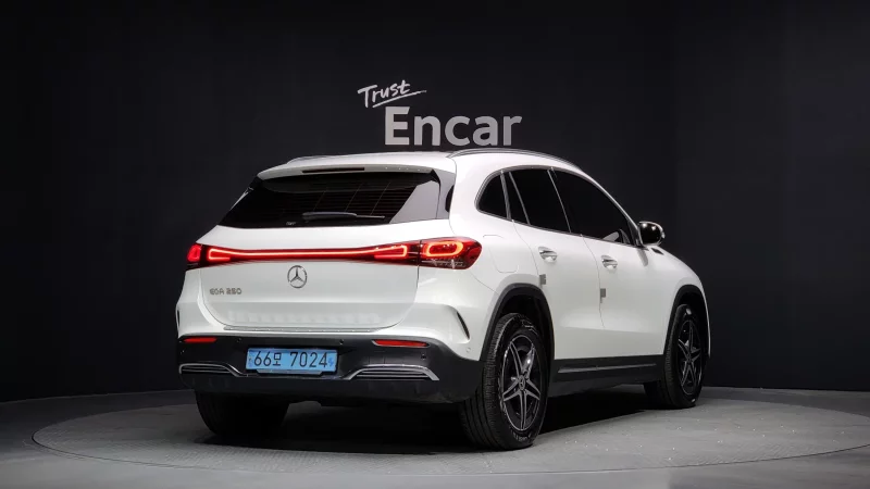 Mercedes-Benz EQA