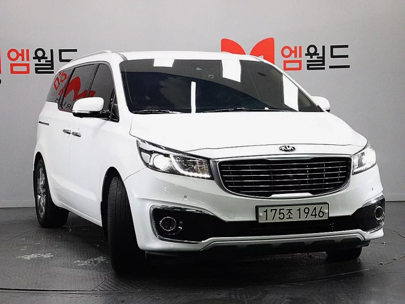 Kia Carnival