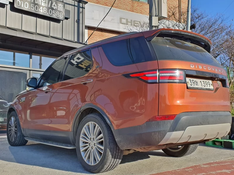 Land Rover DISCOVERY