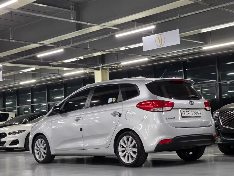 Kia Carens