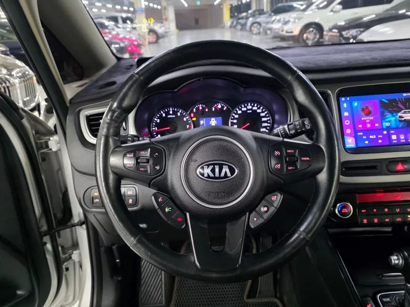 Kia Carens