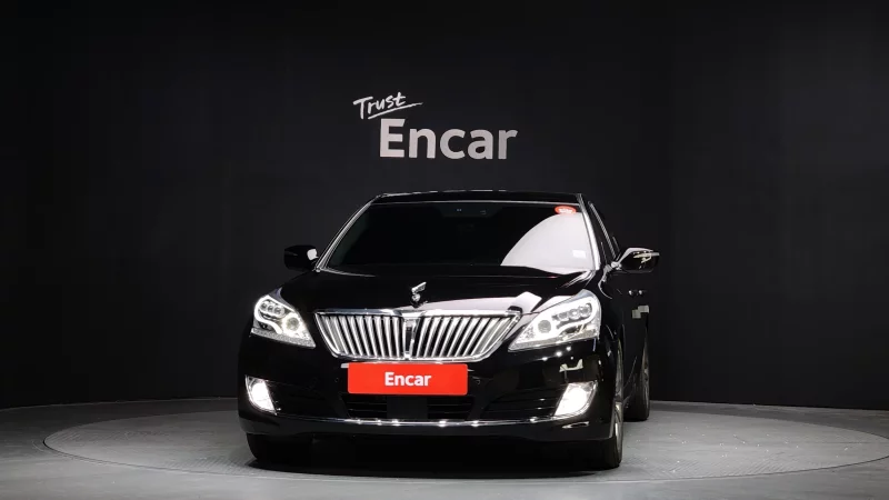 Hyundai Equus
