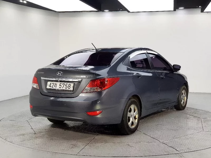 Hyundai Accent