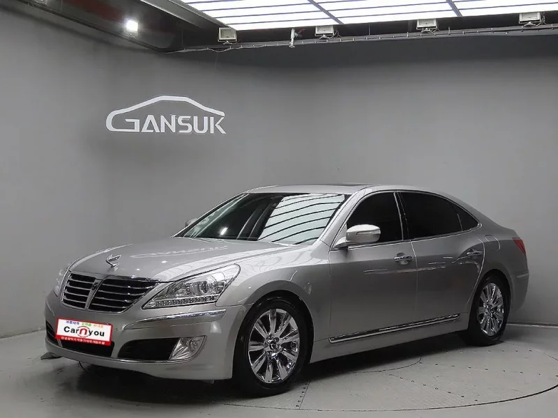 Hyundai Equus