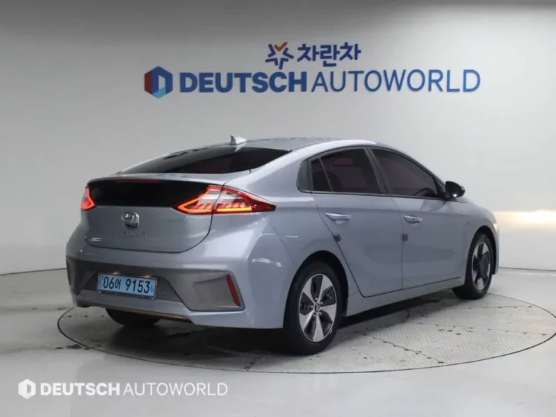 Hyundai Ioniq