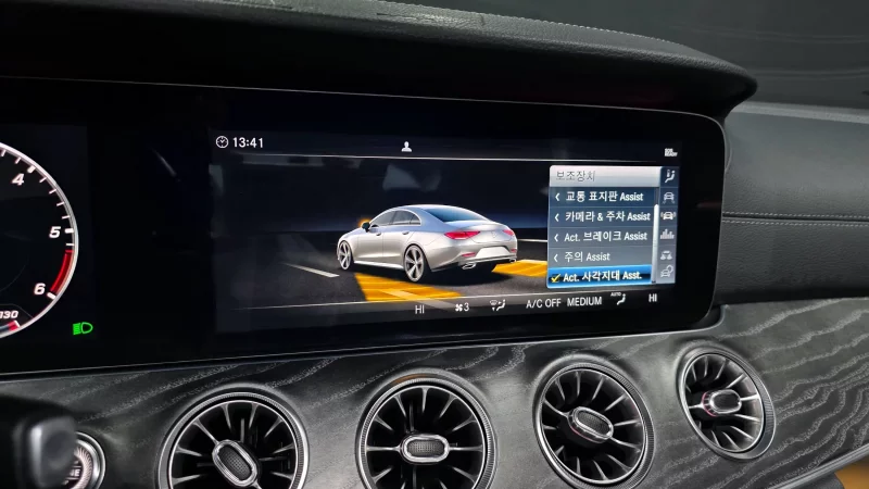 Mercedes-Benz CLS-Class