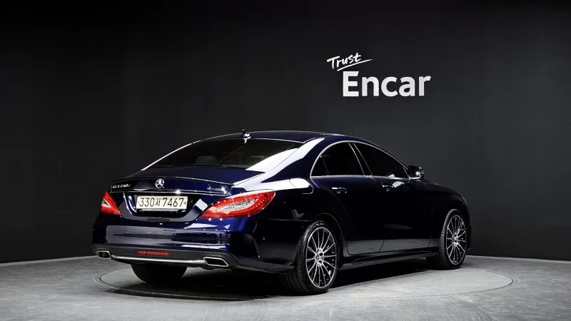 Mercedes-Benz CLS-Class