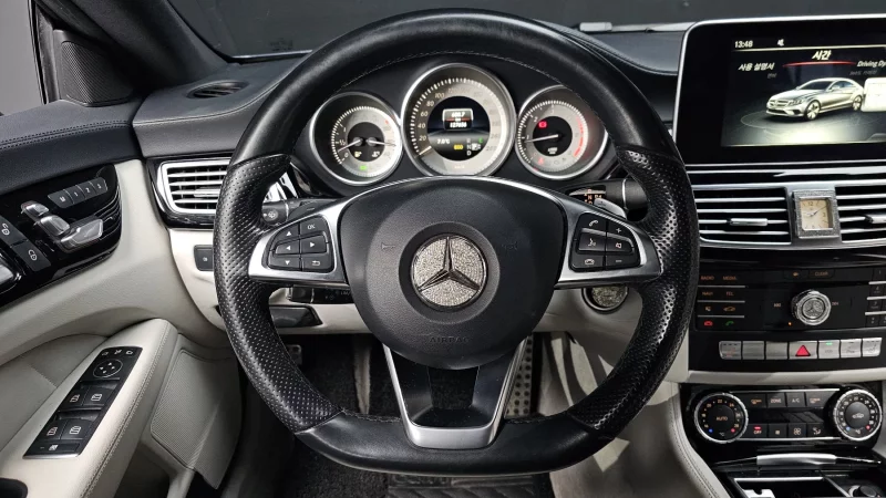 Mercedes-Benz CLS-Class