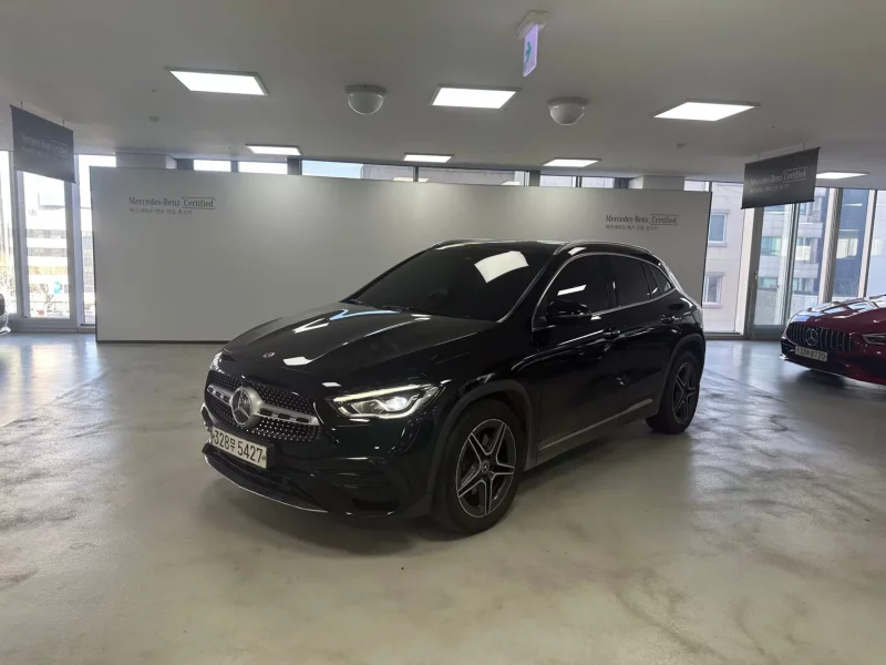 Mercedes-Benz GLA-Class