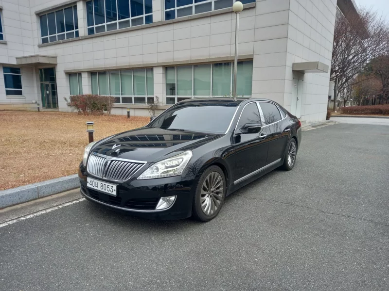 Hyundai Equus