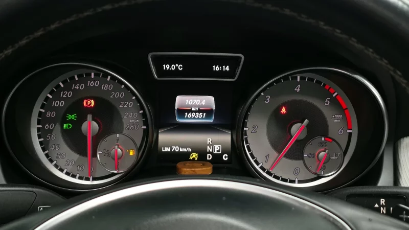 Mercedes-Benz CLA-Class