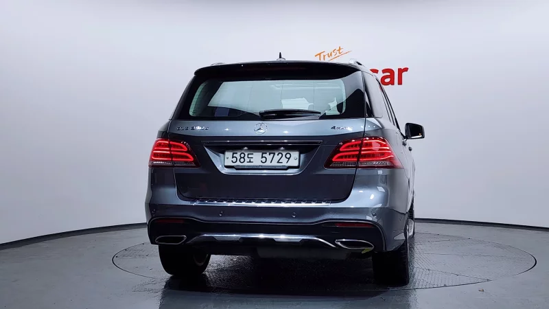 Mercedes-Benz GLE-Class