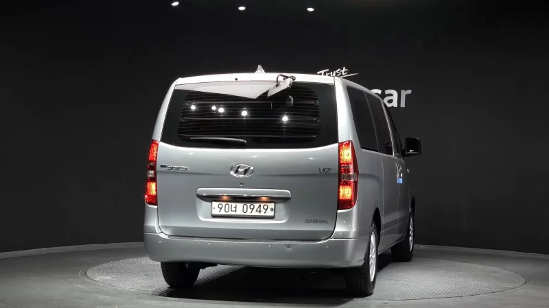 Hyundai Grand Starex