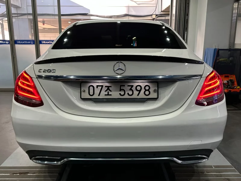 Mercedes-Benz C-Class