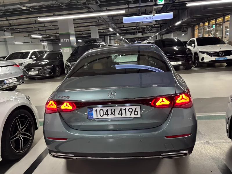 Mercedes-Benz E-Class