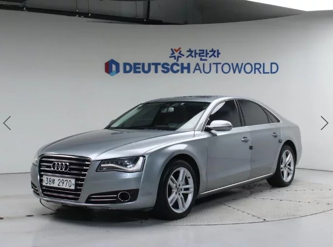 Audi A8