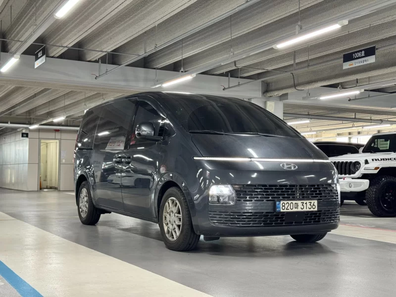 Hyundai Staria