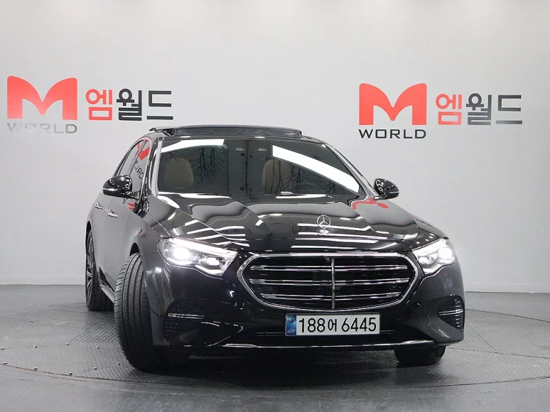 Mercedes-Benz E-Class