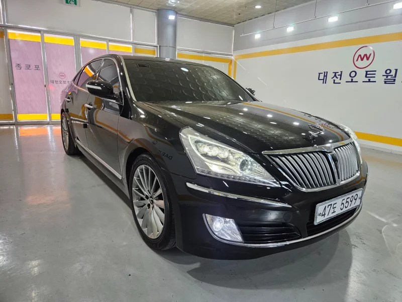 Hyundai Equus