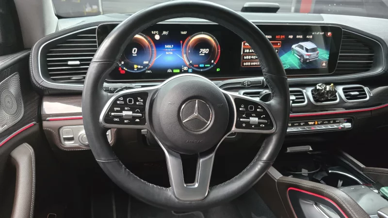Mercedes-Benz GLE-Class