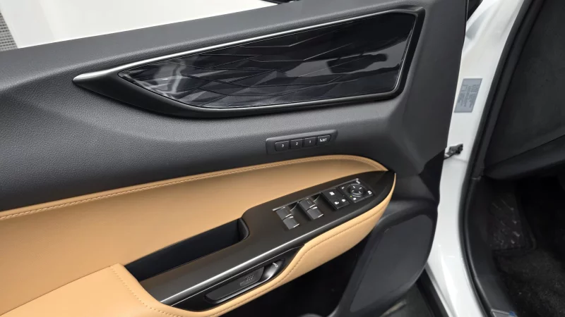 Lexus NX450h+