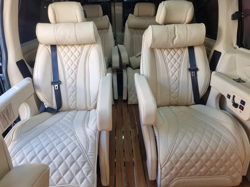 Chevrolet Express Van