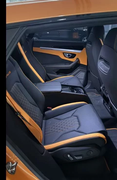 Lamborghini URUS