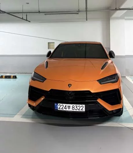 Lamborghini URUS