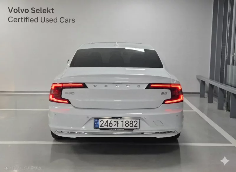Volvo S90