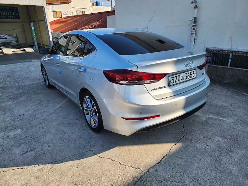 Hyundai AVANTE