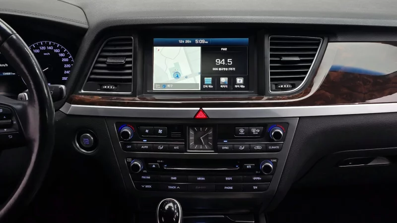Hyundai Genesis