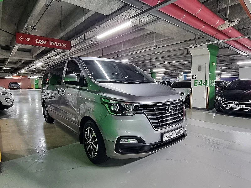 Hyundai Starex