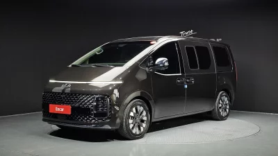 Hyundai Staria