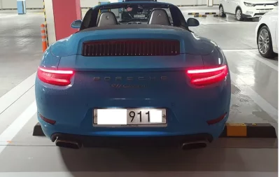 Porsche 911