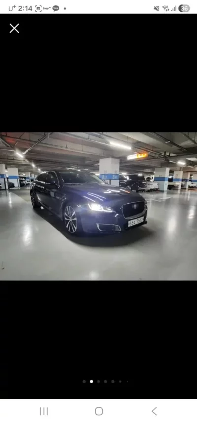 Jaguar XJ