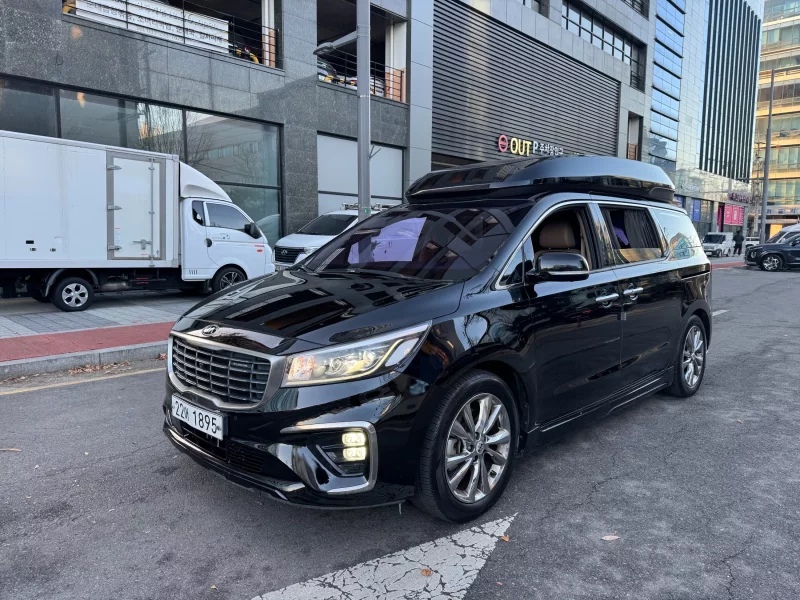 Kia Carnival
