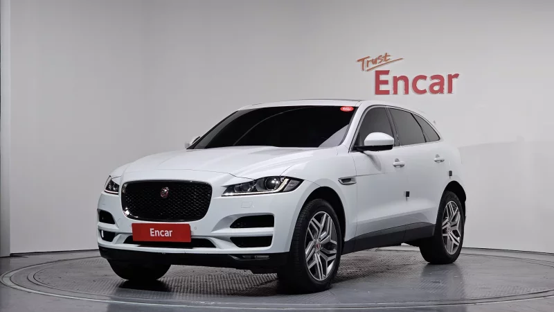 Jaguar F-PACE