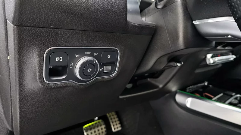 Mercedes-Benz GLB-Class