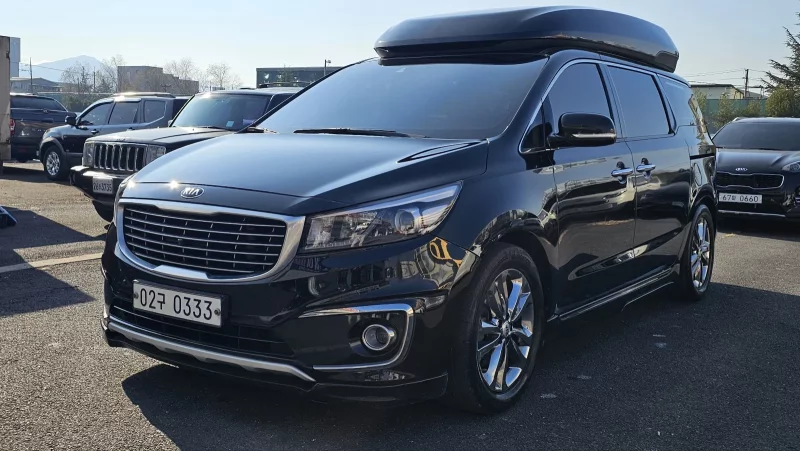 Kia Carnival