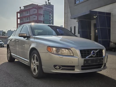 Volvo S80