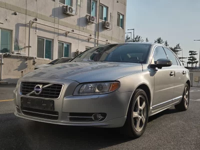Volvo S80