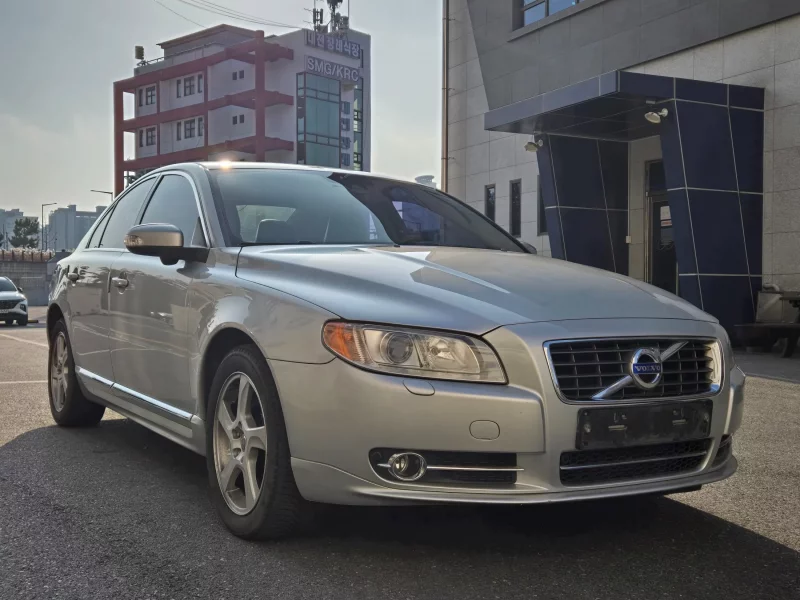 Volvo S80