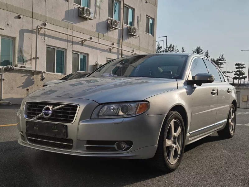 Volvo S80